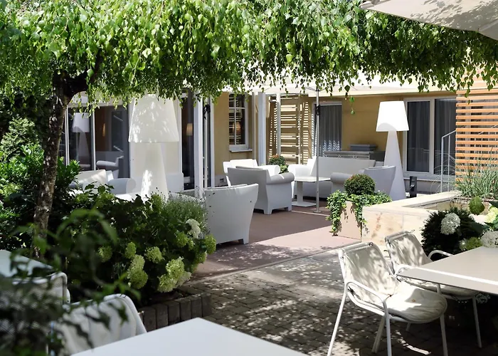 Hotel By Ihg Vienna