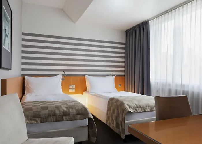 Hotel By Ihg 4*