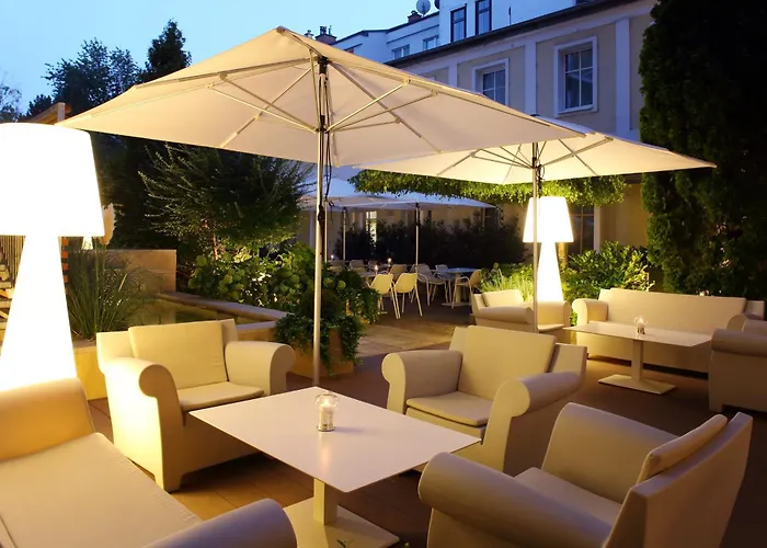 Hotel By Ihg Vienna