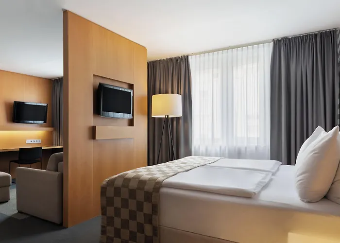 By Ihg Hotel 4*